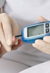 Как измерить сахар в крови: помощь больным диабетом 